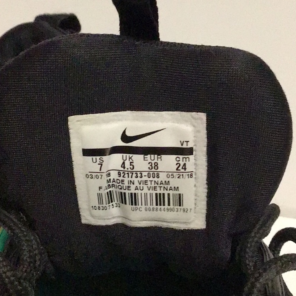 Air Max - Picture 4 of 4